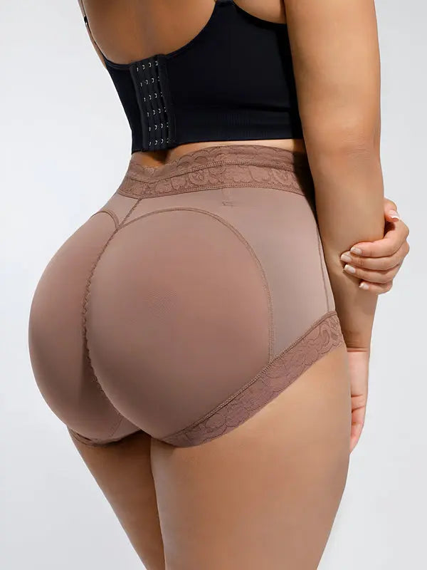 Shorty Brésilien en Dentelle