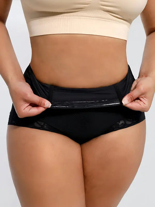 Shorty Brésilien en Dentelle